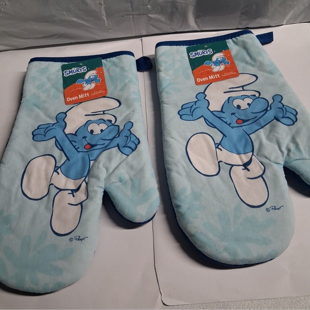 Smurf - The Smurfs Oven Mitt Set Of 2  - Brand New Condition